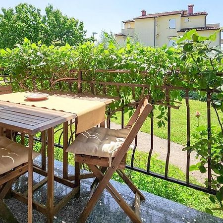 Apartments Maria Новиград Экстерьер фото